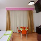 Трехместный (Стандартный номер без балкона (3 СТ ББ)), Гостевой дом Deesa-hotel