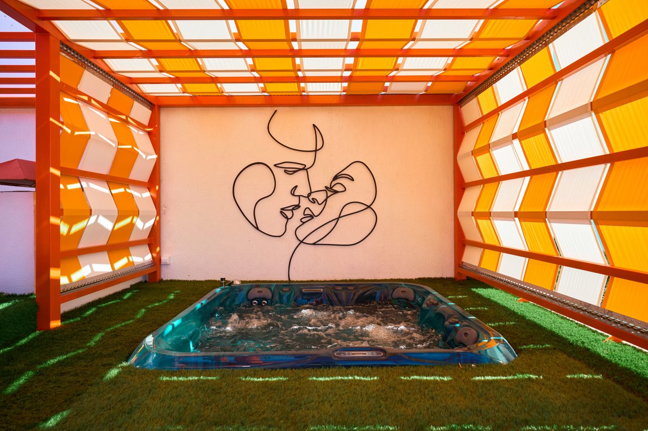 Апартаменты (Пентхауз), Гостиница Диса