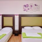 Трехместный (Стандартный номер с балконом), Гостевой дом Deesa-hotel