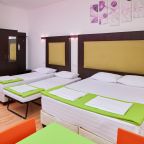 Трехместный (Стандартный номер с балконом), Гостевой дом Deesa-hotel