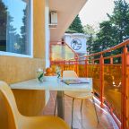 Двухместный (Стандарт ДАБЛ с балконом (2СТ Б ДАБЛ)), Гостиница Диса