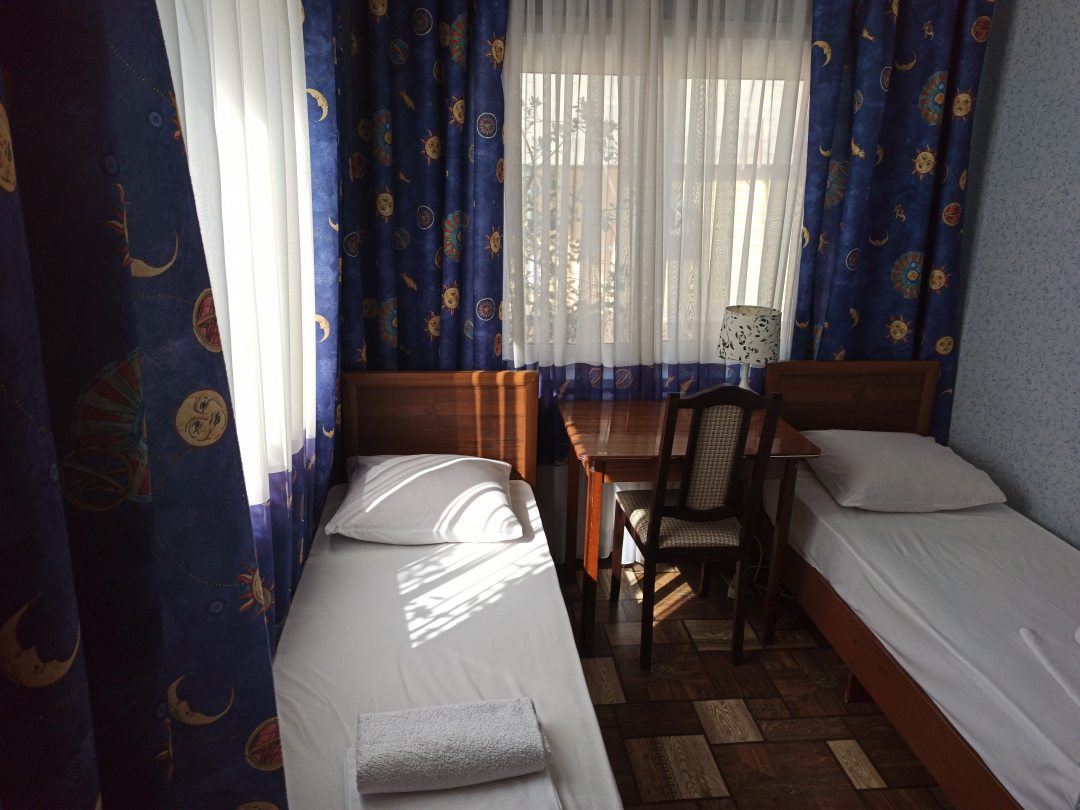 Двухместный (Эконом с раздельными кроватями) гостиницы Лазурный бриз, Адлер