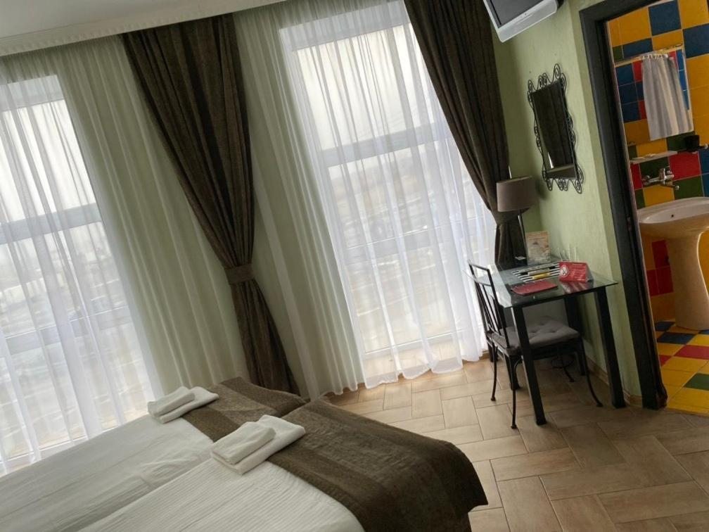 Двухместный (Стандартный двухместный номер с 2 отдельными кроватями) отеля Bike Hotel, Каменск-Шахтинский