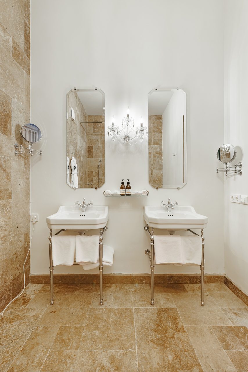 Люкс (Коттедж), Бутик-Отель Поле