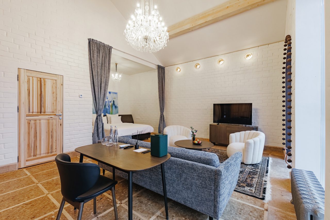 Люкс (Коттедж №11), Бутик-Отель Поле