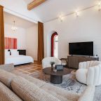 Коттедж (Люкс №24), Бутик-Отель Поле