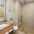 Ванная комната в отеле 45 параллель, Краснодар