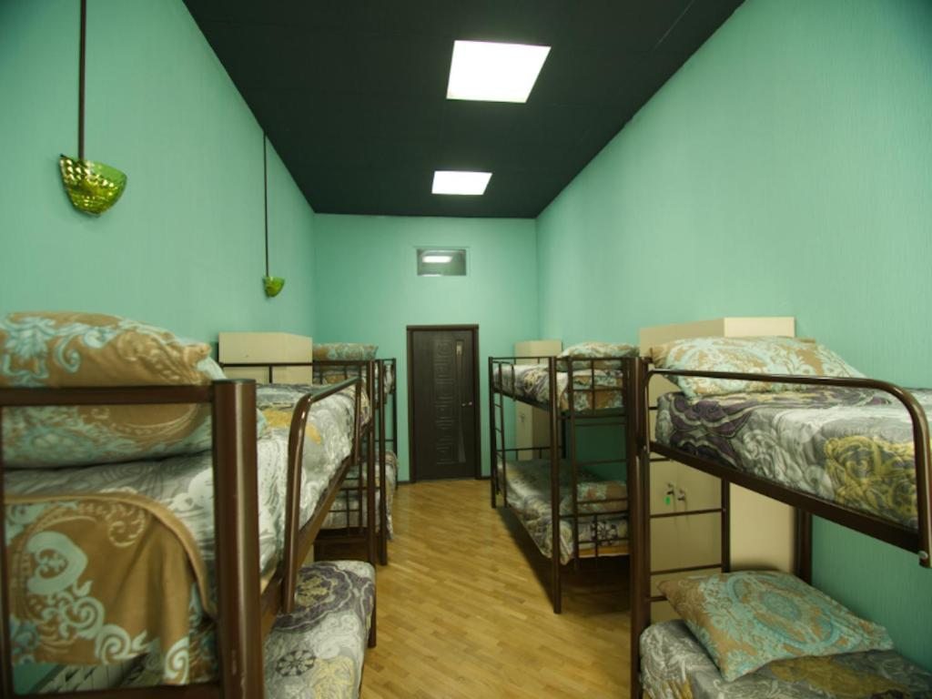 Номер (Спальное место на двухъярусной кровати в общем номере для мужчин) хостела Койка-room, Краснодар