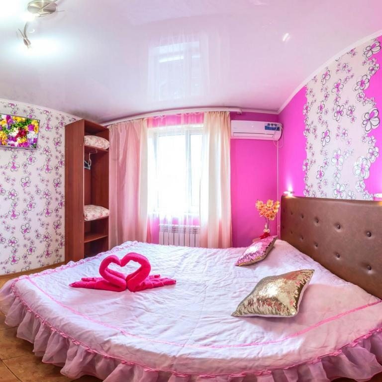 Двухместный (Просторный двухместный номер с 2 отдельными кроватями) отеля Оксана на Железнодорожной, Краснодар