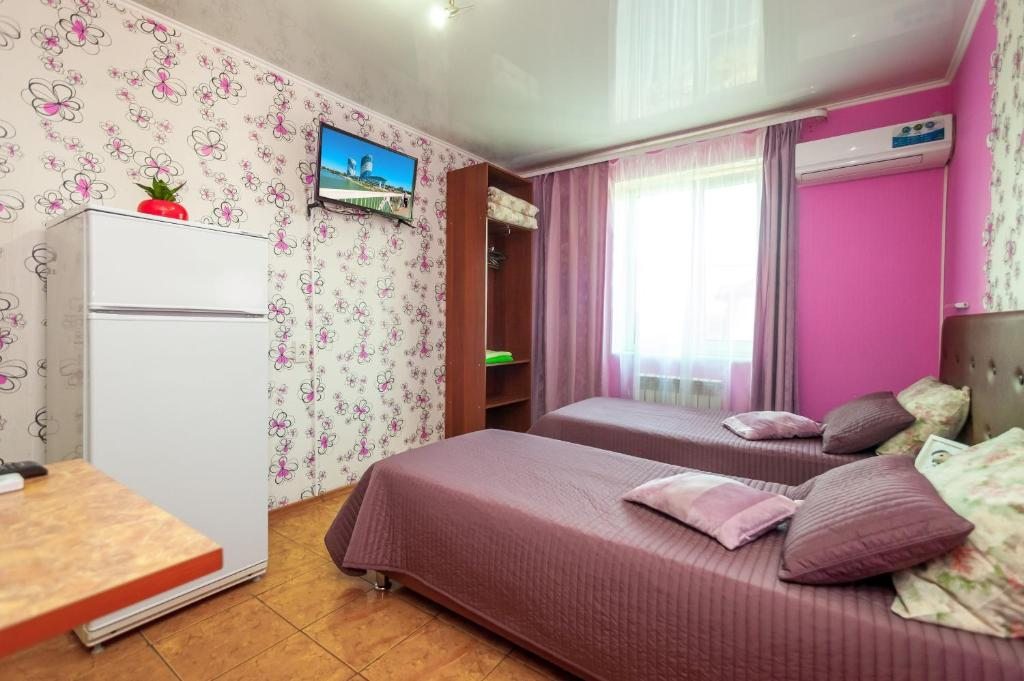 Двухместный (Бюджетный двухместный номер с 2 отдельными кроватями) гостиницы Шоколад Апарт-отель, Краснодар