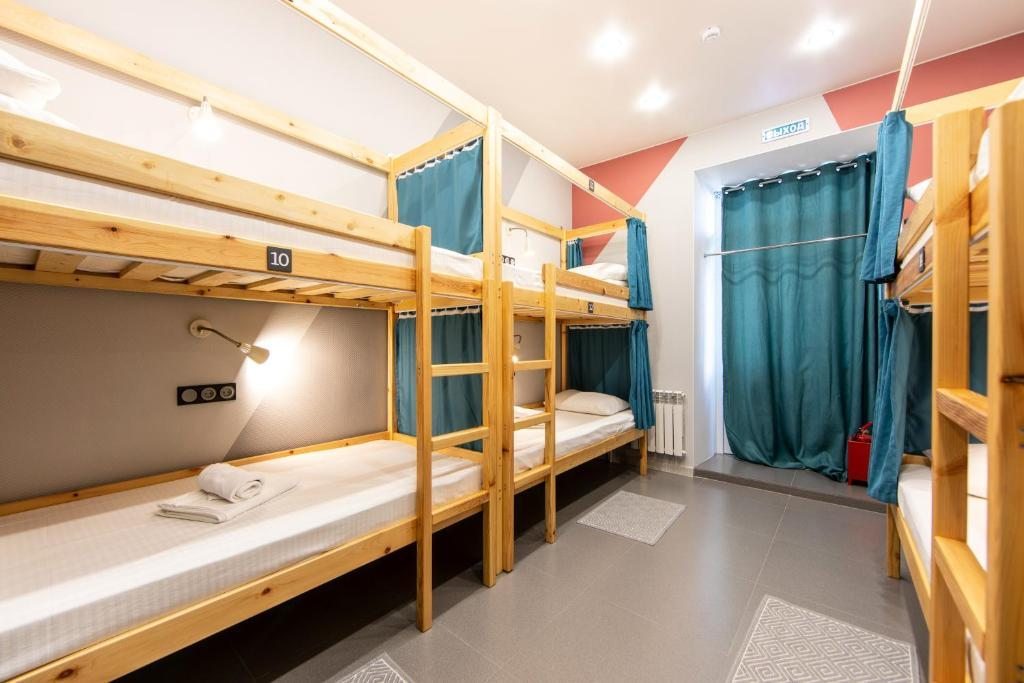 Шестиместный (Кровать в общем 6ти местном номере для мужчин) хостела Рус, Тюмень