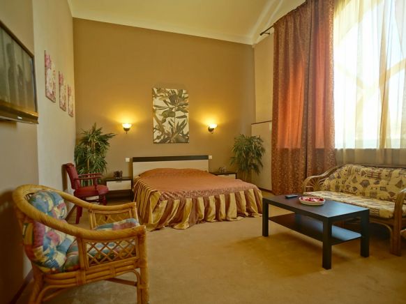 Гостиница Hiton Hotel