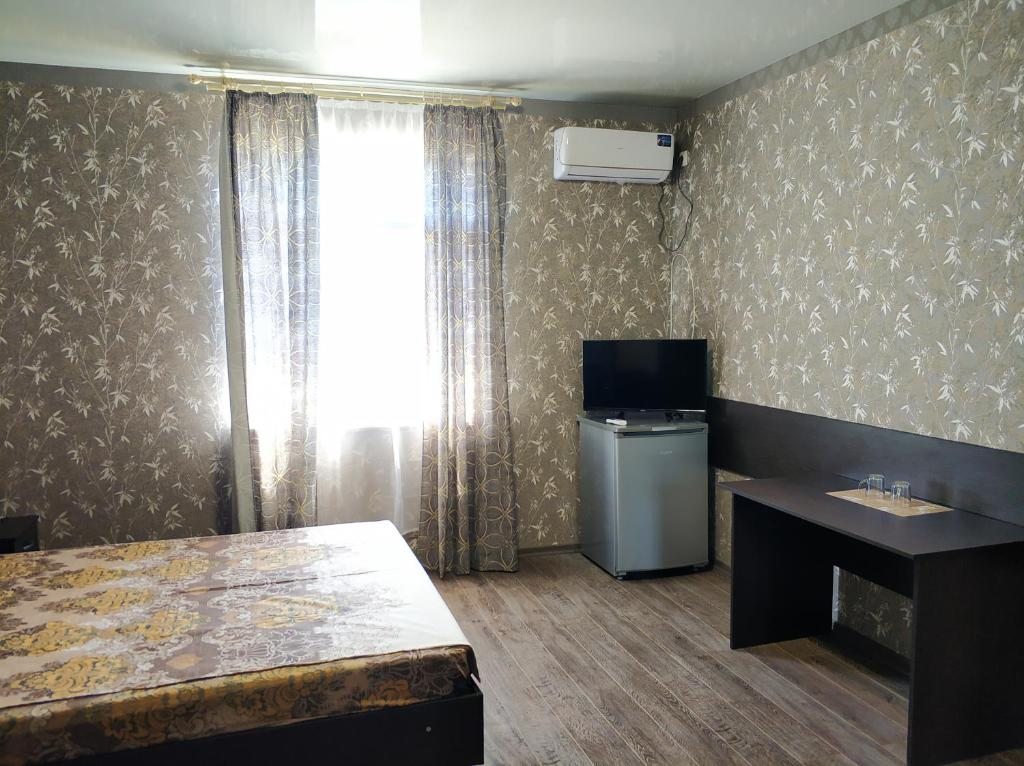 Двухместный (Улучшенный двухместный номер с 1 кроватью) гостевого дома Лирион, Лермонтово