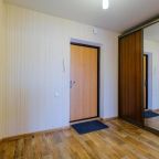 Апартаменты (Апартаменты с балконом), Apartament Viphome on Karpova