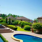 Номер (Дом для отпуска), Отель Коттедж в Дагомысе