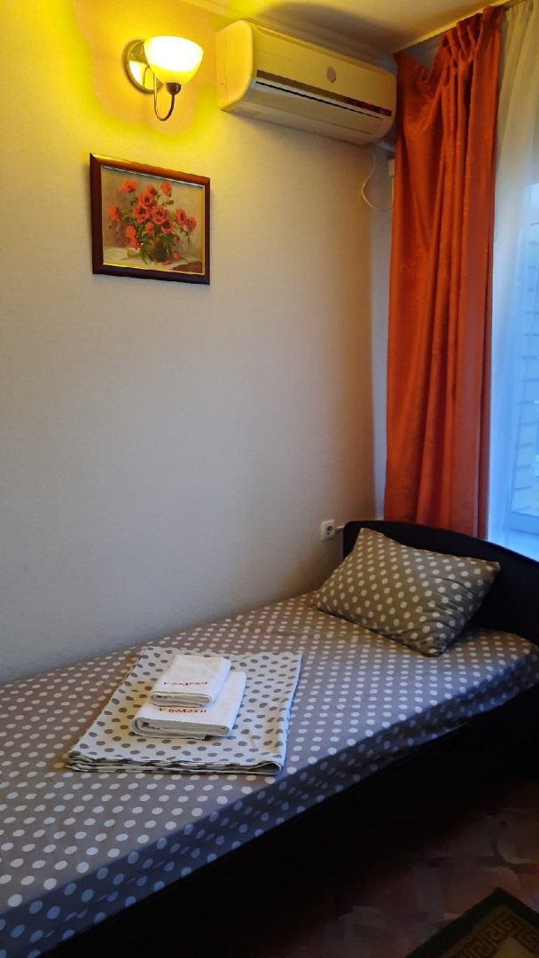 Двухместный (Стандарт с двумя раздельными кроватями) мини-отеля Харбор, Оренбург