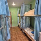 Восьмиместный (Спальное место на двухъярусной кровати в общем номере), Хостел Визит