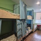 Восьмиместный (Спальное место на двухъярусной кровати в общем номере), Хостел Визит