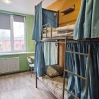 Восьмиместный (Спальное место на двухъярусной кровати в общем номере), Хостел Визит