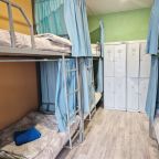 Восьмиместный (Спальное место на двухъярусной кровати в общем номере), Хостел Визит