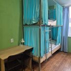 Восьмиместный (Спальное место на двухъярусной кровати в общем номере), Хостел Визит