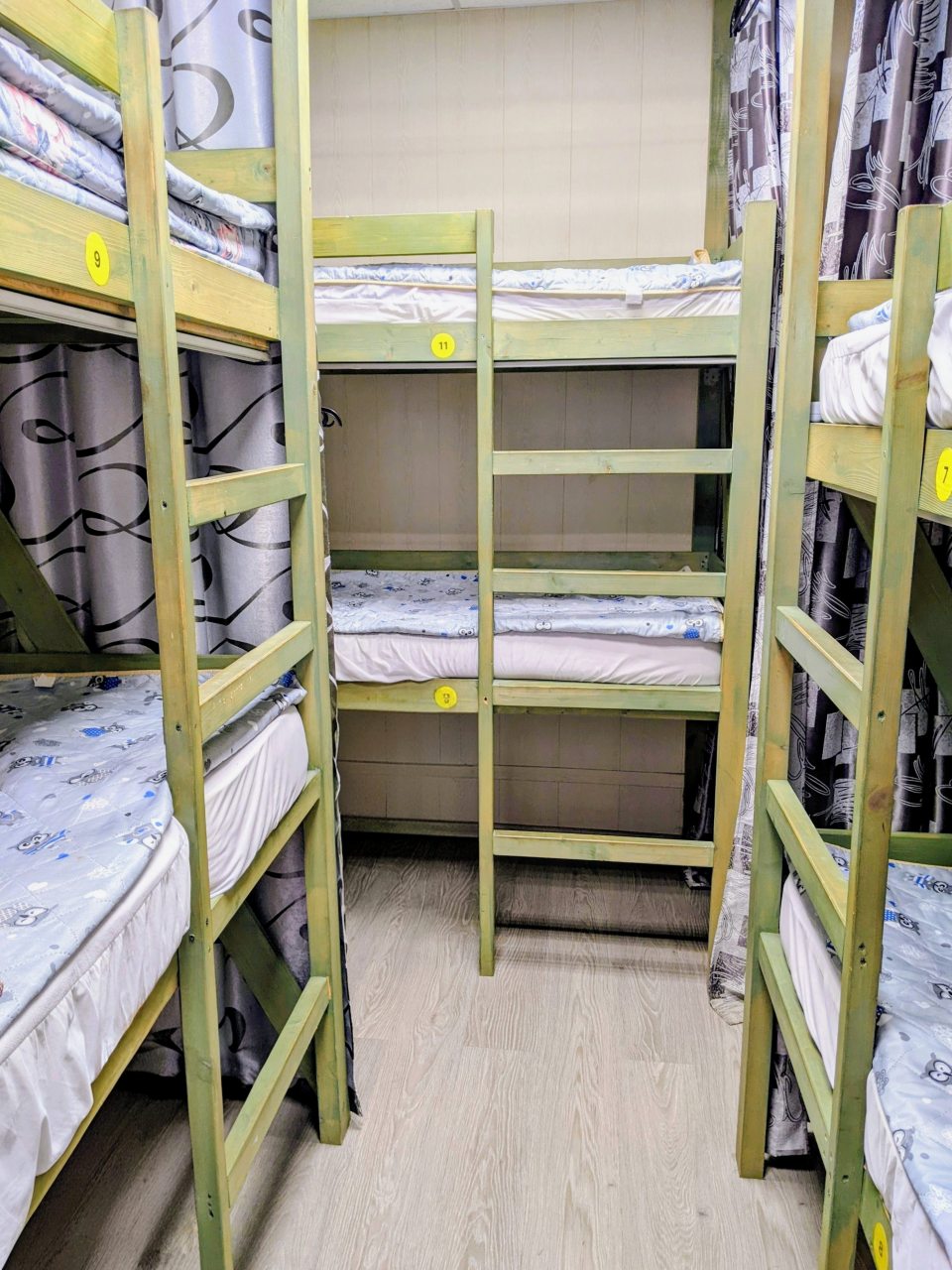 6-х местный общий мужской номер