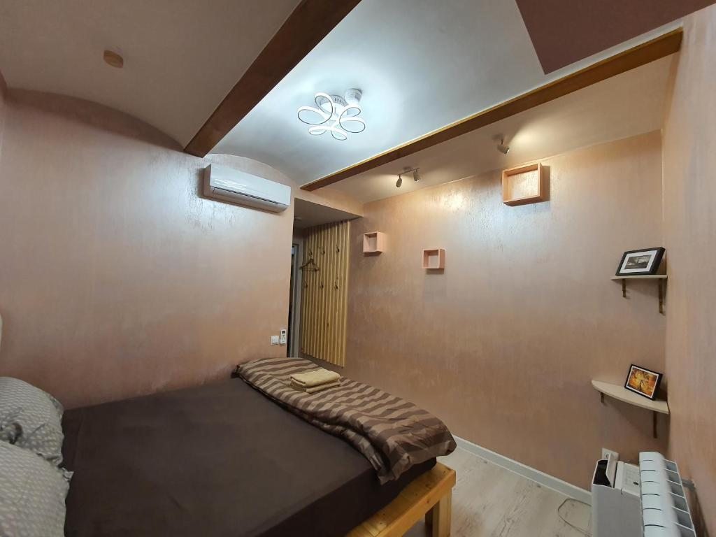 Двухместный (Двухместный номер с 1 кроватью или 2 отдельными кроватями) мини-отеля Милляка, Владивосток