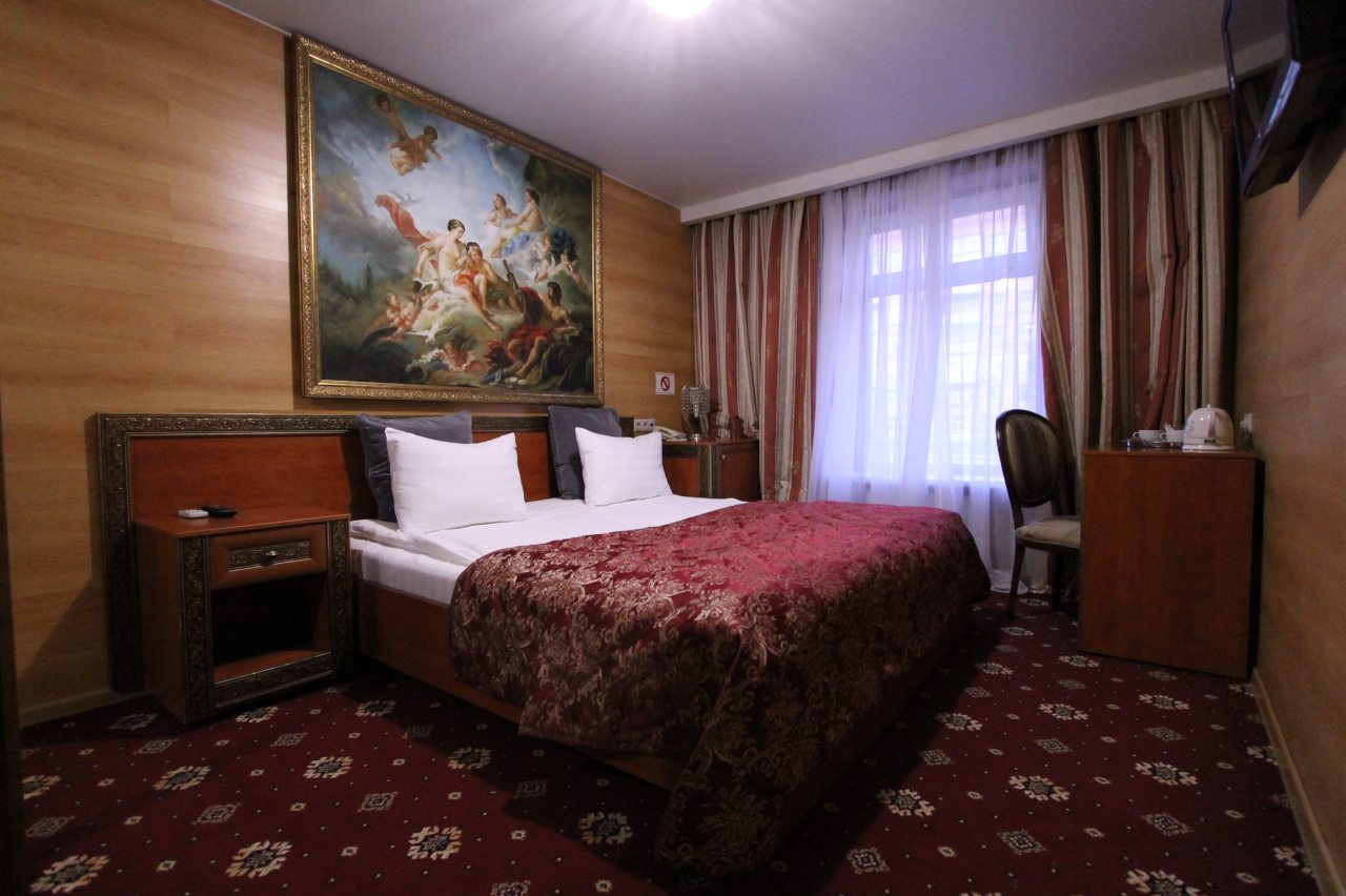 Двухместный (Комфорт большой двухместный номер с 1 кроватью или 2 отдельными кроватями) гостиницы Кристалл, Москва