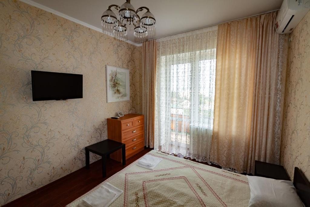 Двухместный (Двухместный номер с 2 отдельными кроватями и видом на море) гостевого дома Мирный, Сочи