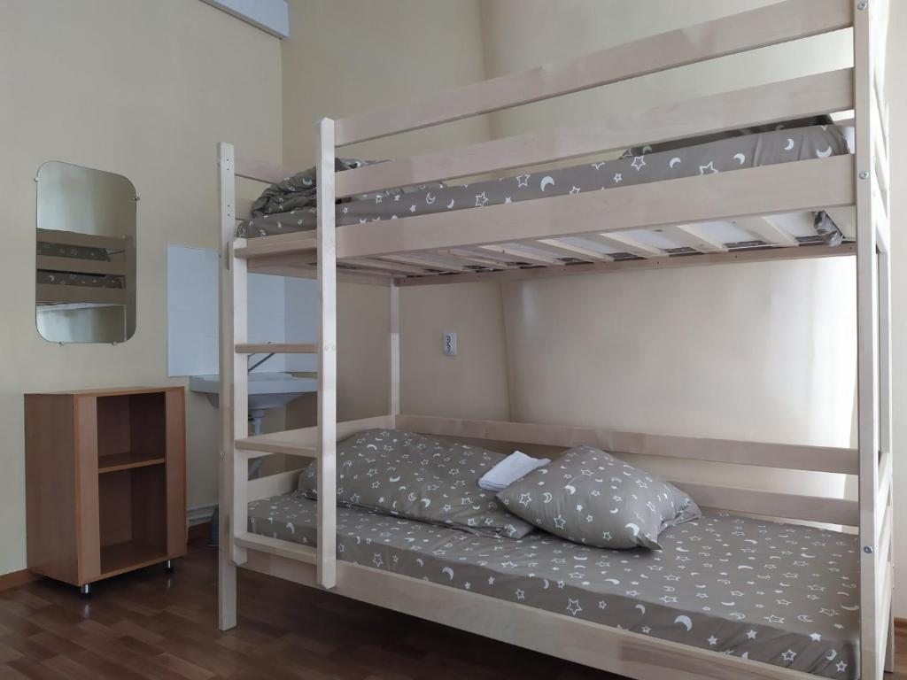 Номер (Спальное место на двухъярусной кровати в общем номере для мужчин и женщин) хостела ECO, Набережные Челны