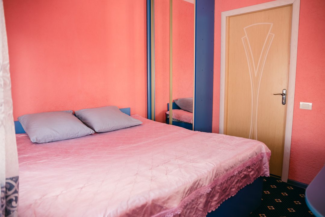 Двухместный (Двухместный номер стандарт с большой кроватью) отеля Hotel Arbat, Набережные Челны