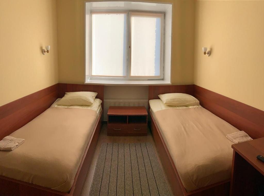 Двухместный (Двухместный номер с 2 отдельными кроватями и общей ванной комнатой) отеля Голицын-Град, Голицыно, Московская область