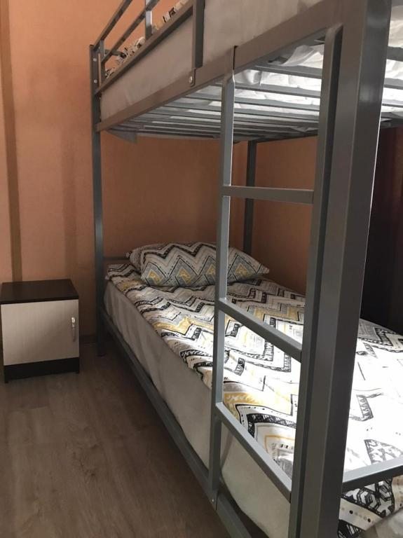 Номер (Общий номер для мужчин с 6 кроватями) хостела BLISSON Guest House Service, Домодедово
