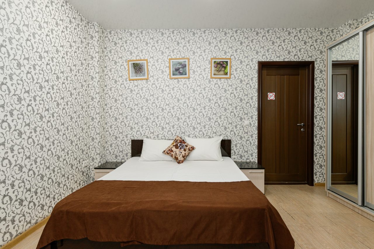 Трехместный (Трёхместный с двуспальной кроватью и балконом) гостевого дома Инесса, Адлер