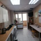Балкон с креслами для курения или утреннего кофе