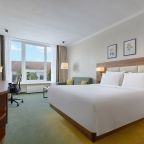 Двухместный (Queen Superior room), Гостиница Hilton Garden Inn Kaluga