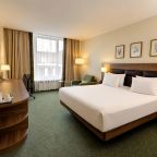 Люкс (Гагарин), Гостиница Hilton Garden Inn Kaluga