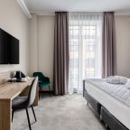 Полулюкс, Отель Welton Сlub Hotel & Apartments