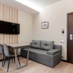 Полулюкс, Отель Welton Сlub Hotel & Apartments