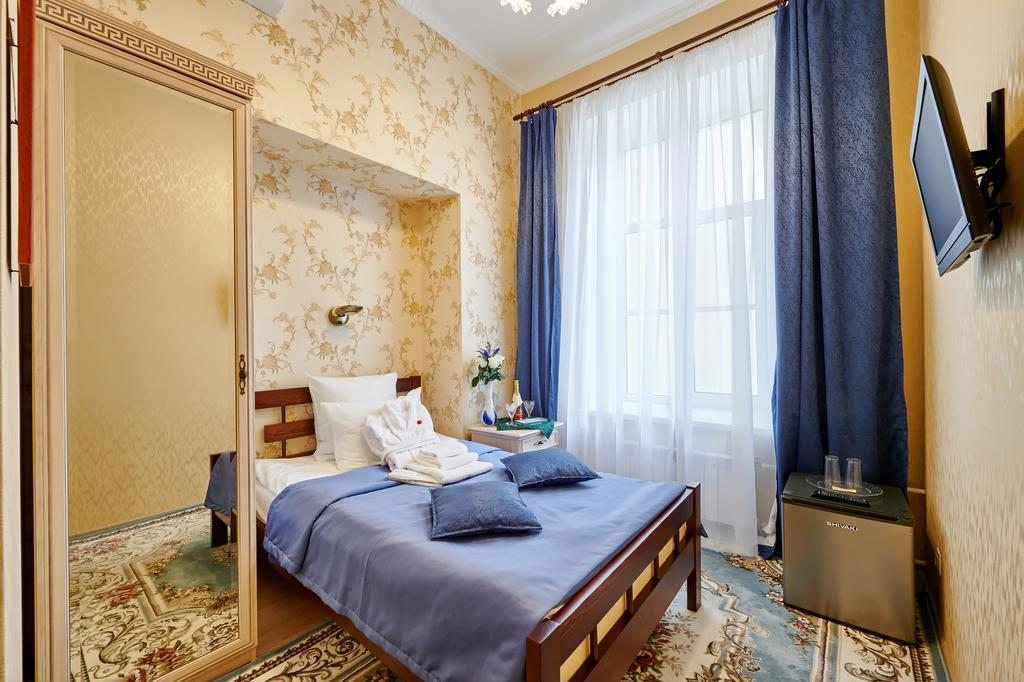 Двухместный (Бюджетный двухместный номер с 1 кроватью) отеля Тучков у Дворцовой, Санкт-Петербург