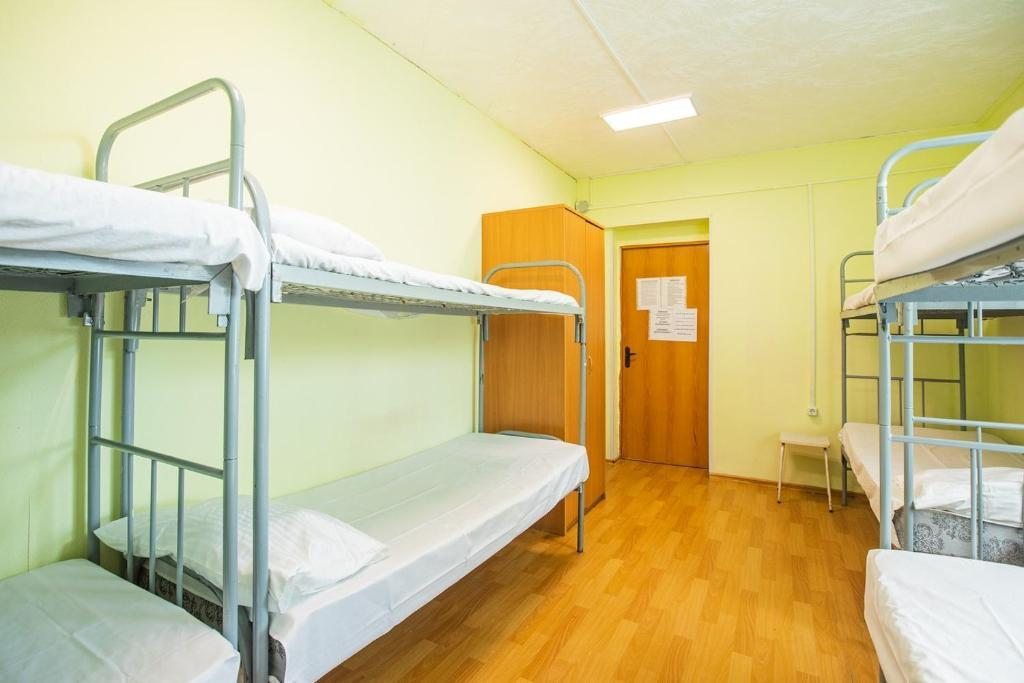 Номер (Спальное место на двухъярусной кровати в общем номере для мужчин и женщин) хостела Nika, Щербинка