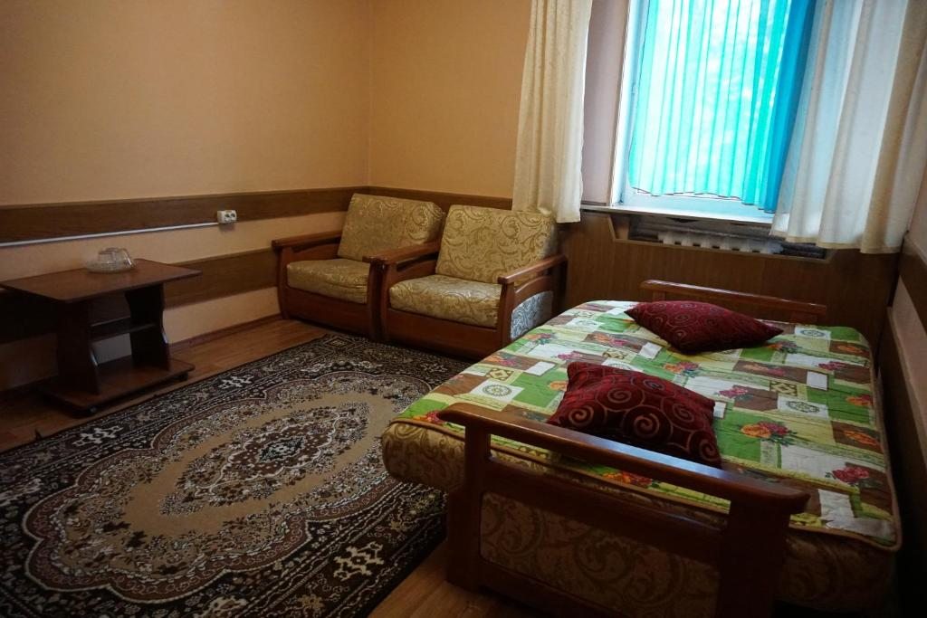 Двухместный (Бюджетный двухместный) отеля Снежинка, Домбай