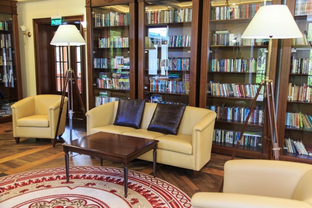 Библиотека, Курортный отель Авангард