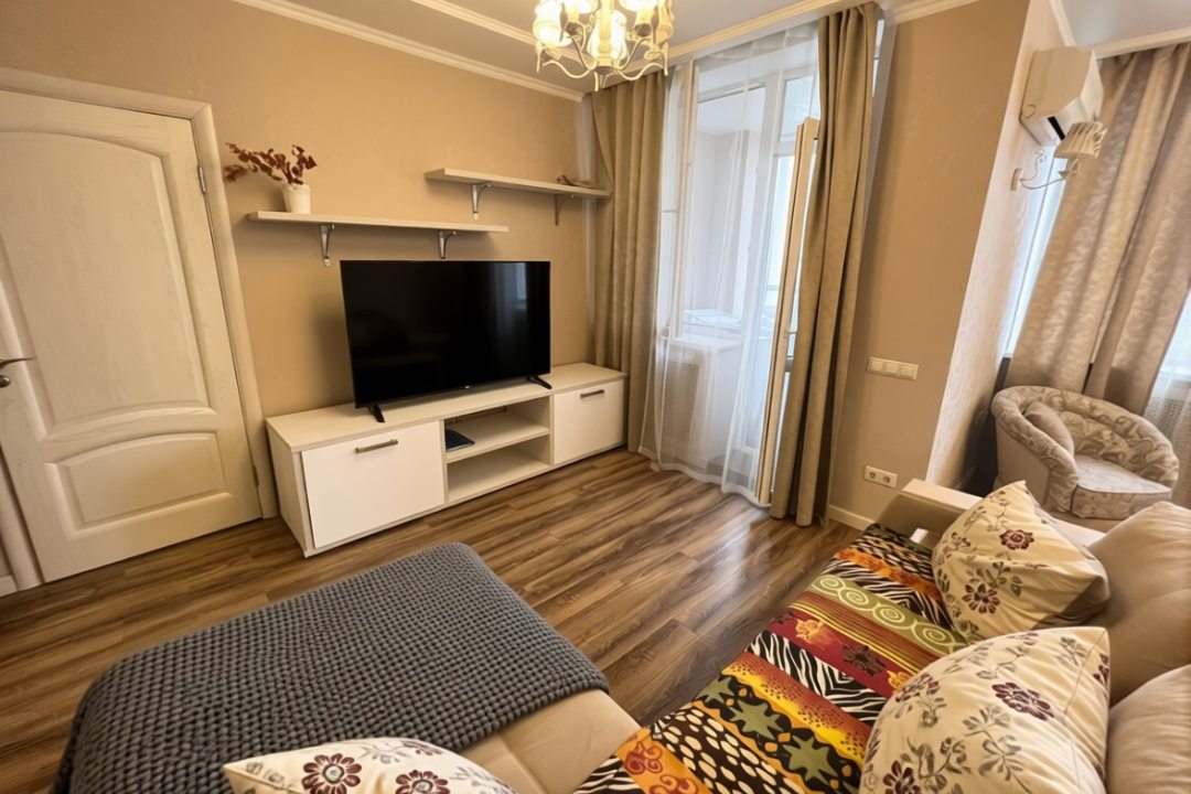 Люкс (Двухкомнатный Classic с видом на город), Апартаменты Clever House