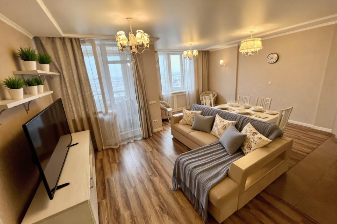 Люкс (Двухкомнатный Classic с видом на город), Апартаменты Clever House