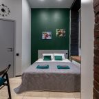 Двуспальная кровать