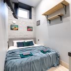 Двуспальная кровать