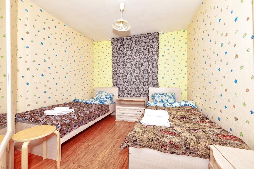 Двухместный (Бюджетный двухместный номер с 2 отдельными кроватями) отеля Александровский парк Пушкин