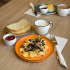 Доставка еды и напитков в номер, Гостиница MOZART