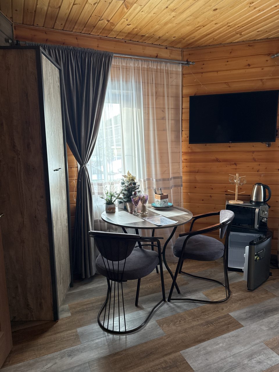 De Luxe (1 с видом на Байкал), Гостевой дом Элис